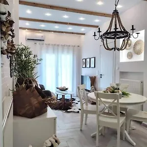 επισκεφθείτε το ξενοδοχείο